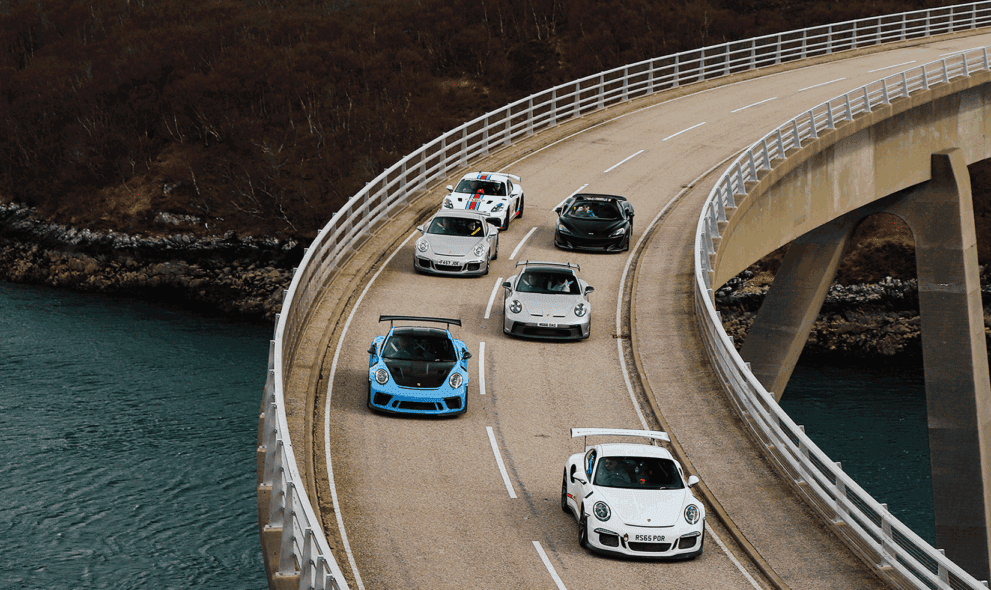 APEX Supercar Club becomes partner of New Roads